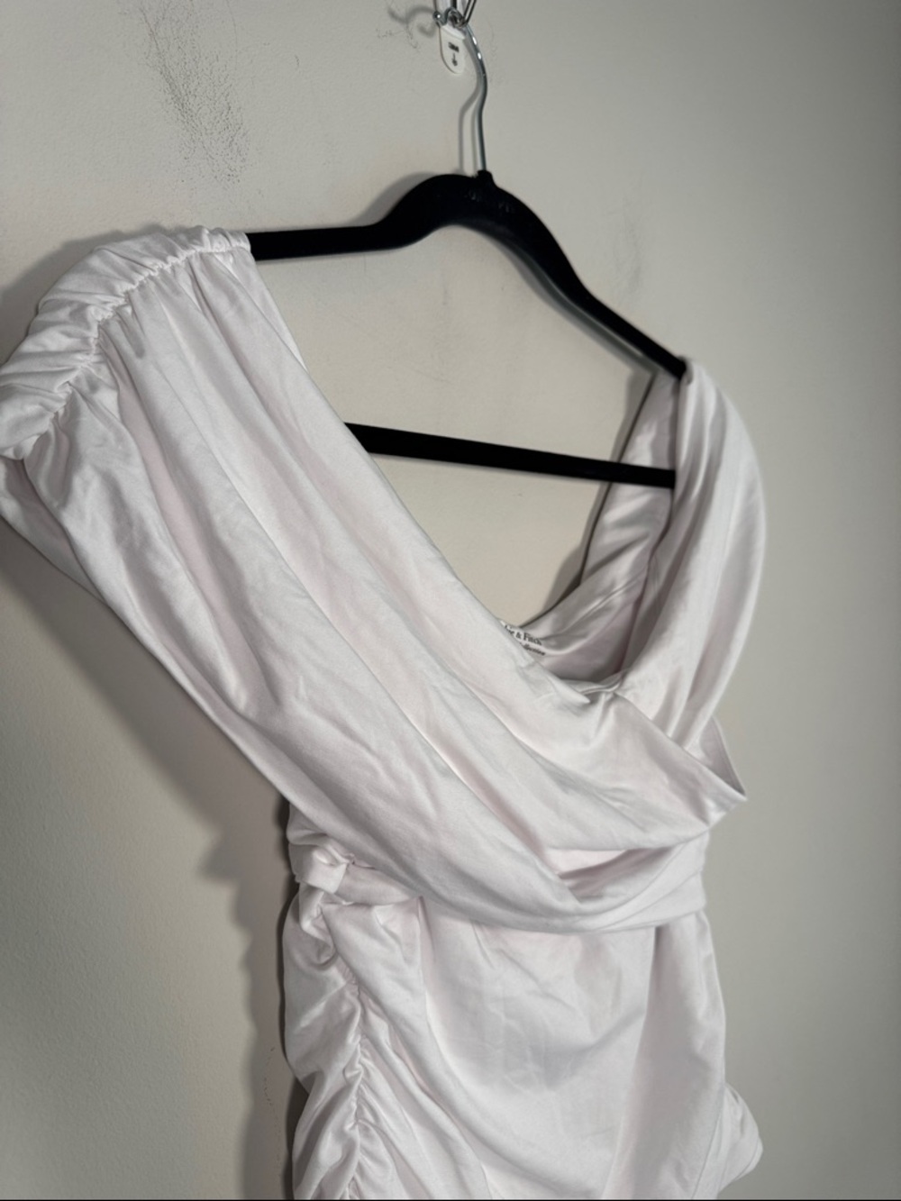 Abercrombie & Fitch Modal-Blend Off the Shoulder Top in White - M - Picture 4 of 6